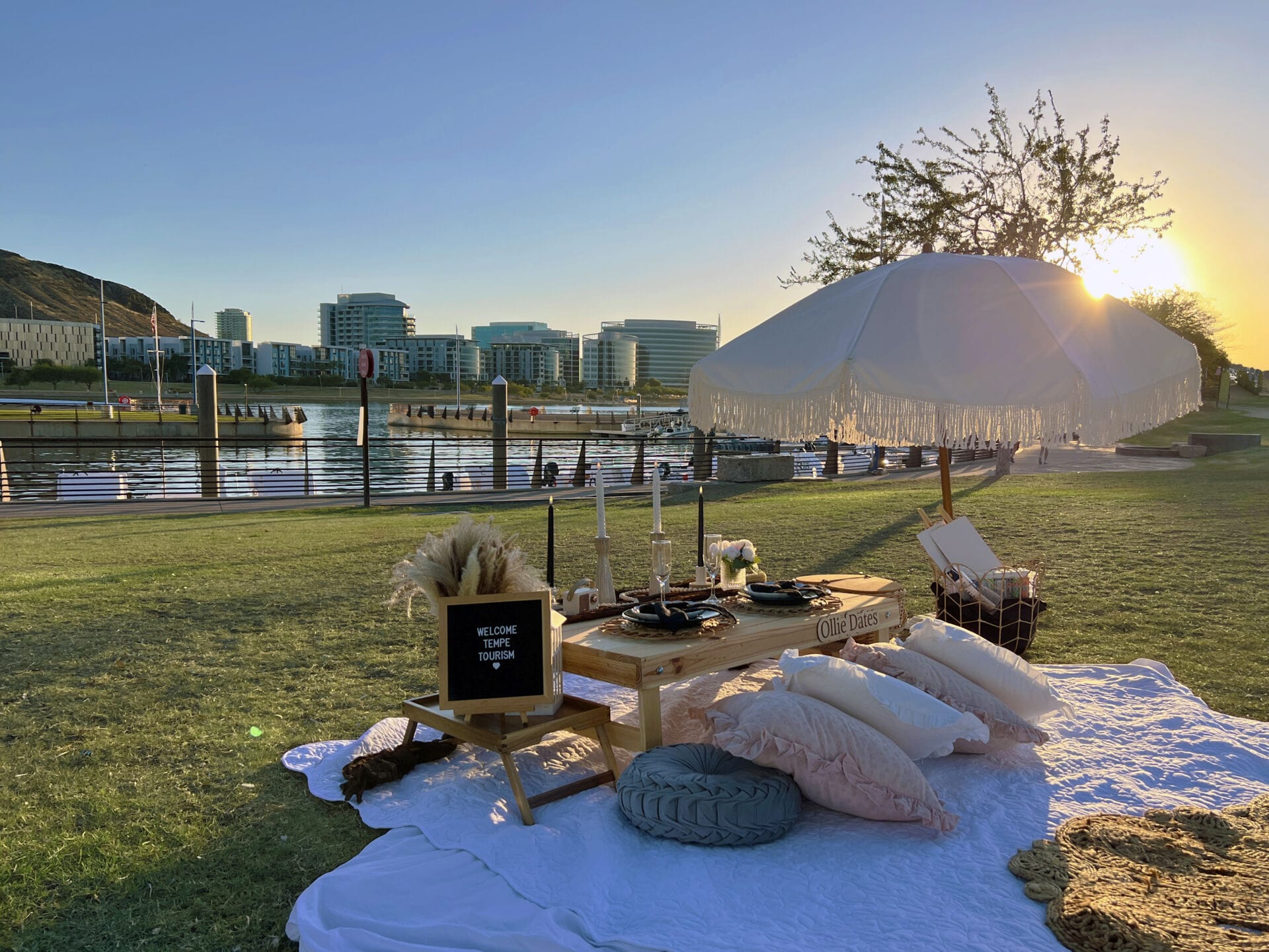 Date Ideas: Ollie Dates at Tempe Town Lake